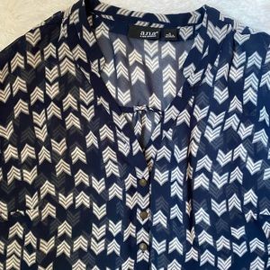 A.N.A navy chevron top